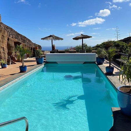 Castillo Lanzarote Villa Sophie - Luxury Villa -Sleep In A Volcanic Cave With Heated Pool Tías Esterno foto