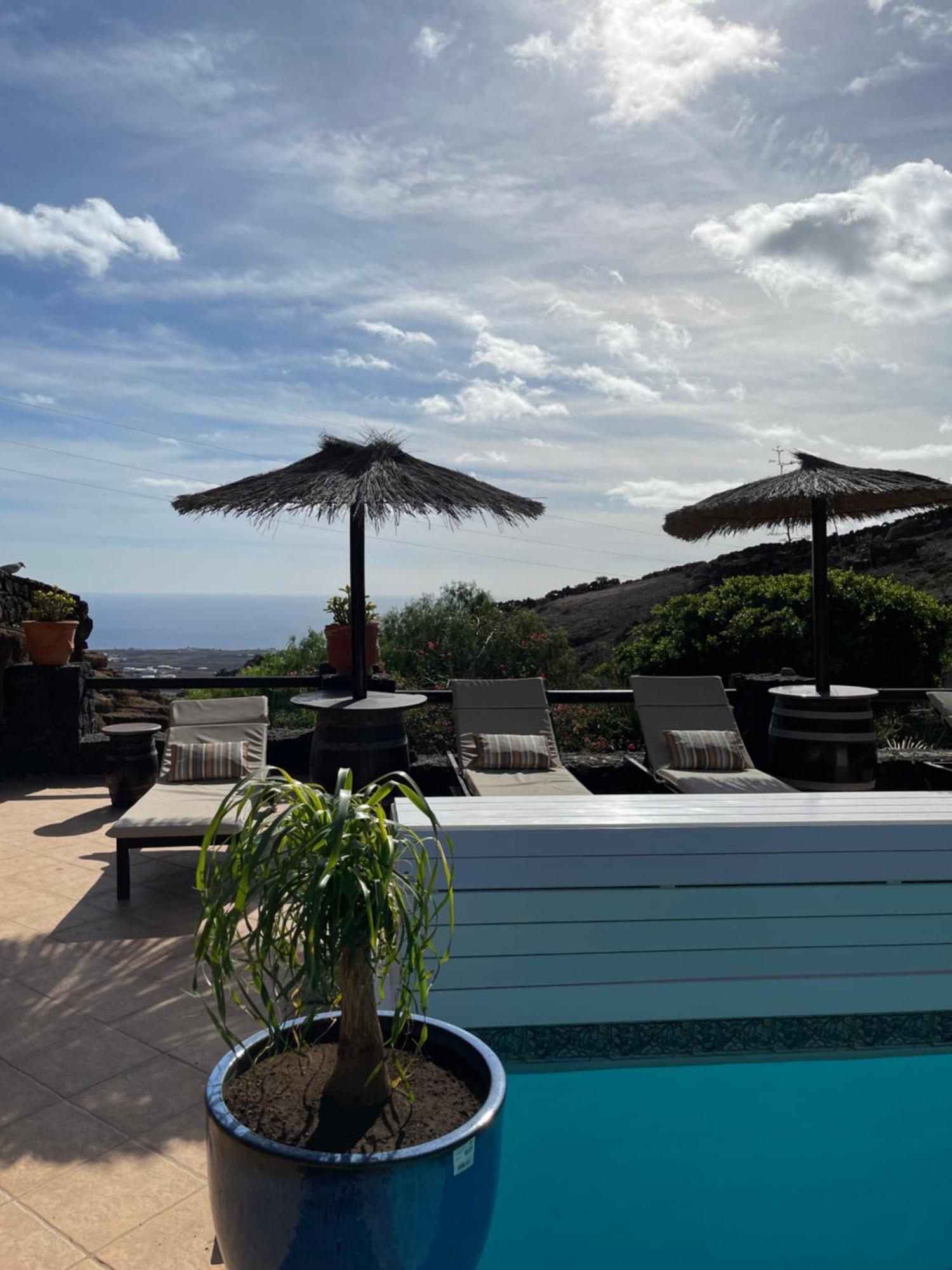 Castillo Lanzarote Villa Sophie - Luxury Villa -Sleep In A Volcanic Cave With Heated Pool Tías Esterno foto