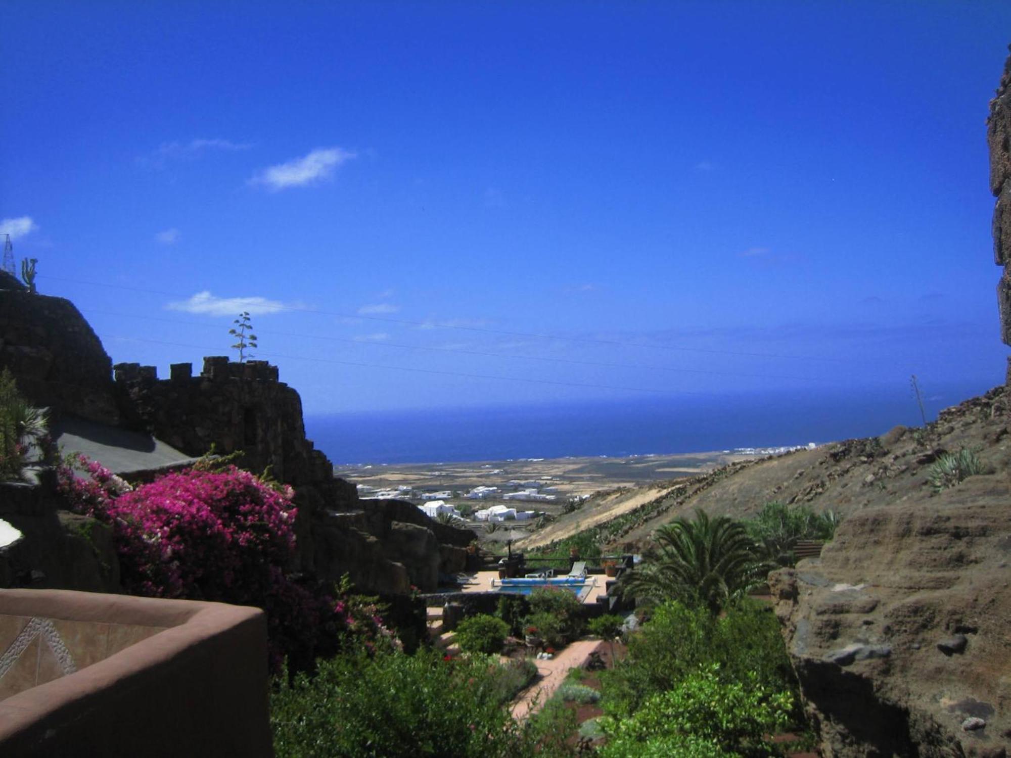 Castillo Lanzarote Villa Sophie - Luxury Villa -Sleep In A Volcanic Cave With Heated Pool Tías Esterno foto