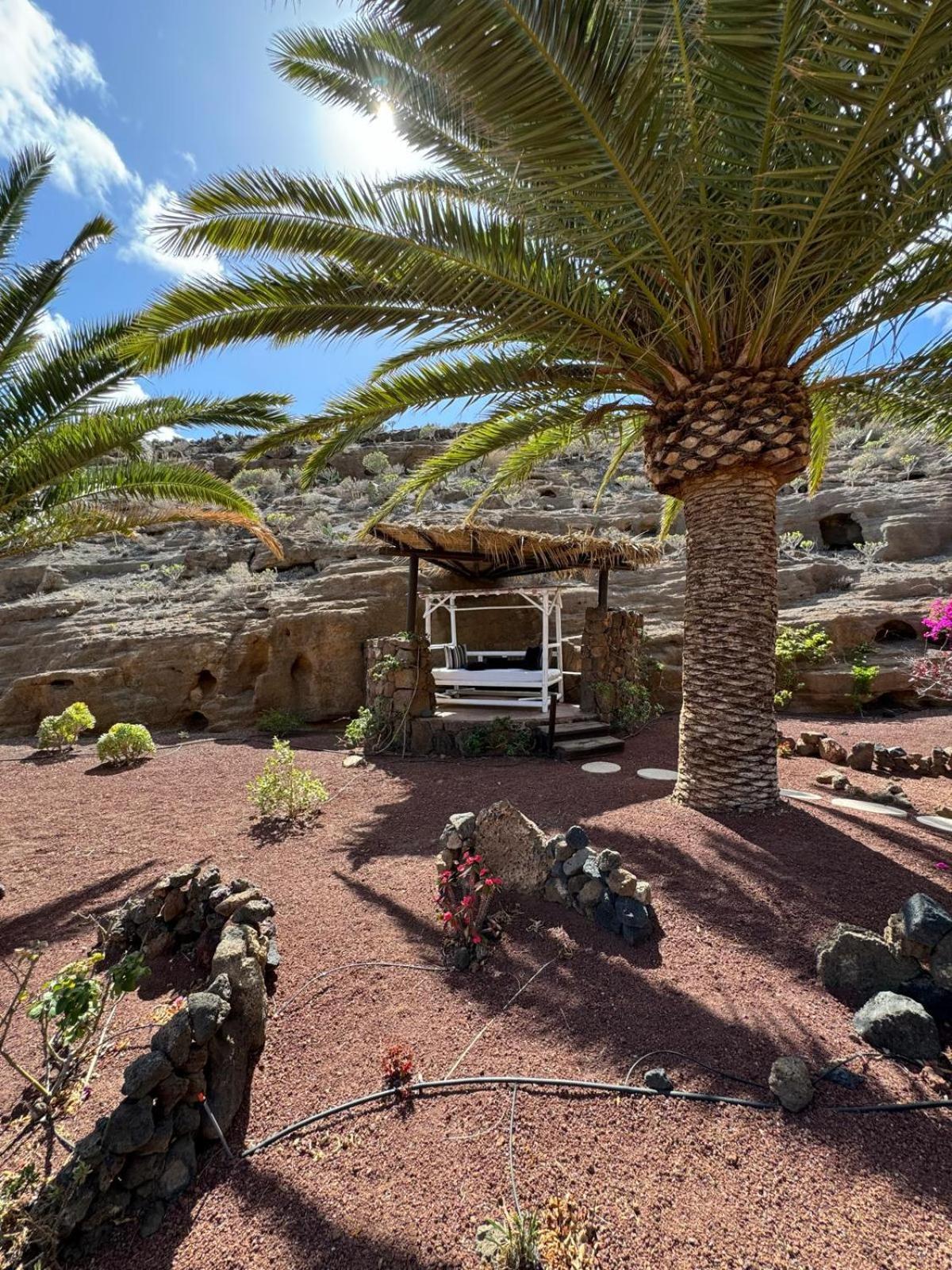 Castillo Lanzarote Villa Sophie - Luxury Villa -Sleep In A Volcanic Cave With Heated Pool Tías Esterno foto